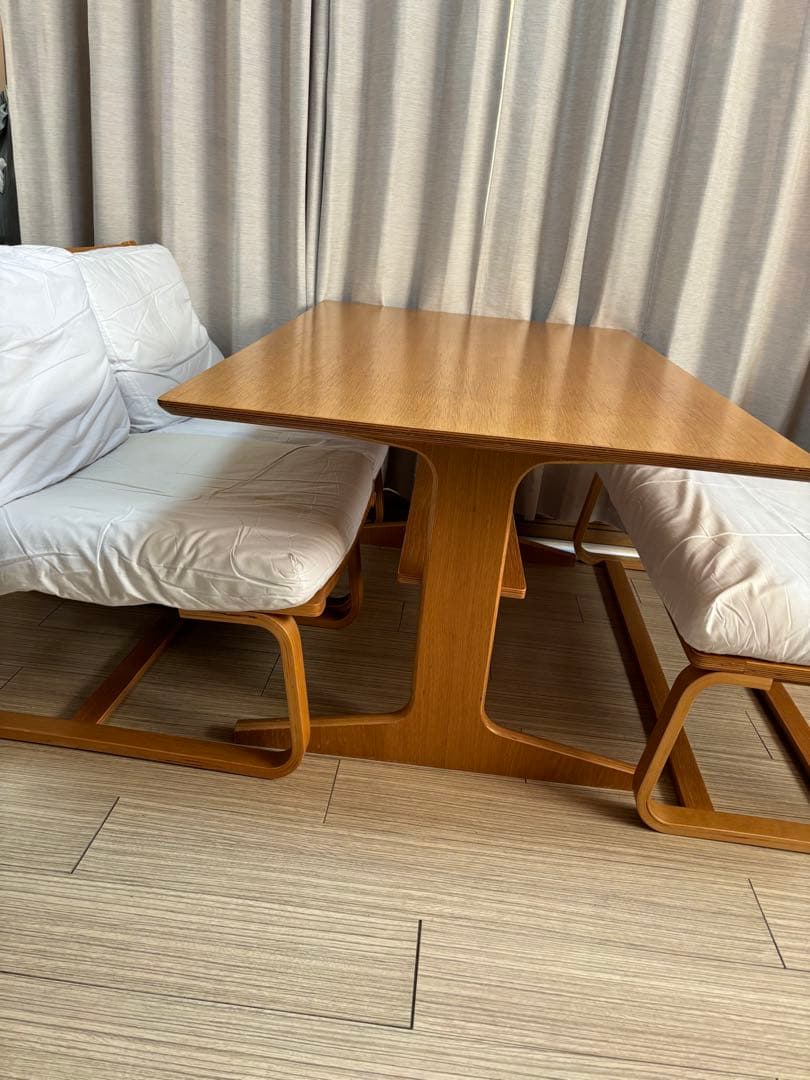 MUJI無印良品:リビングでもダイニングでも使えるテーブル＆チェア&ベンチセット