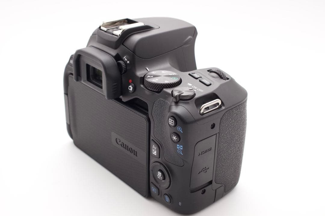 ゲリラセール！Canon EOS Kiss X10 トリプルレンズWi-Fi機能