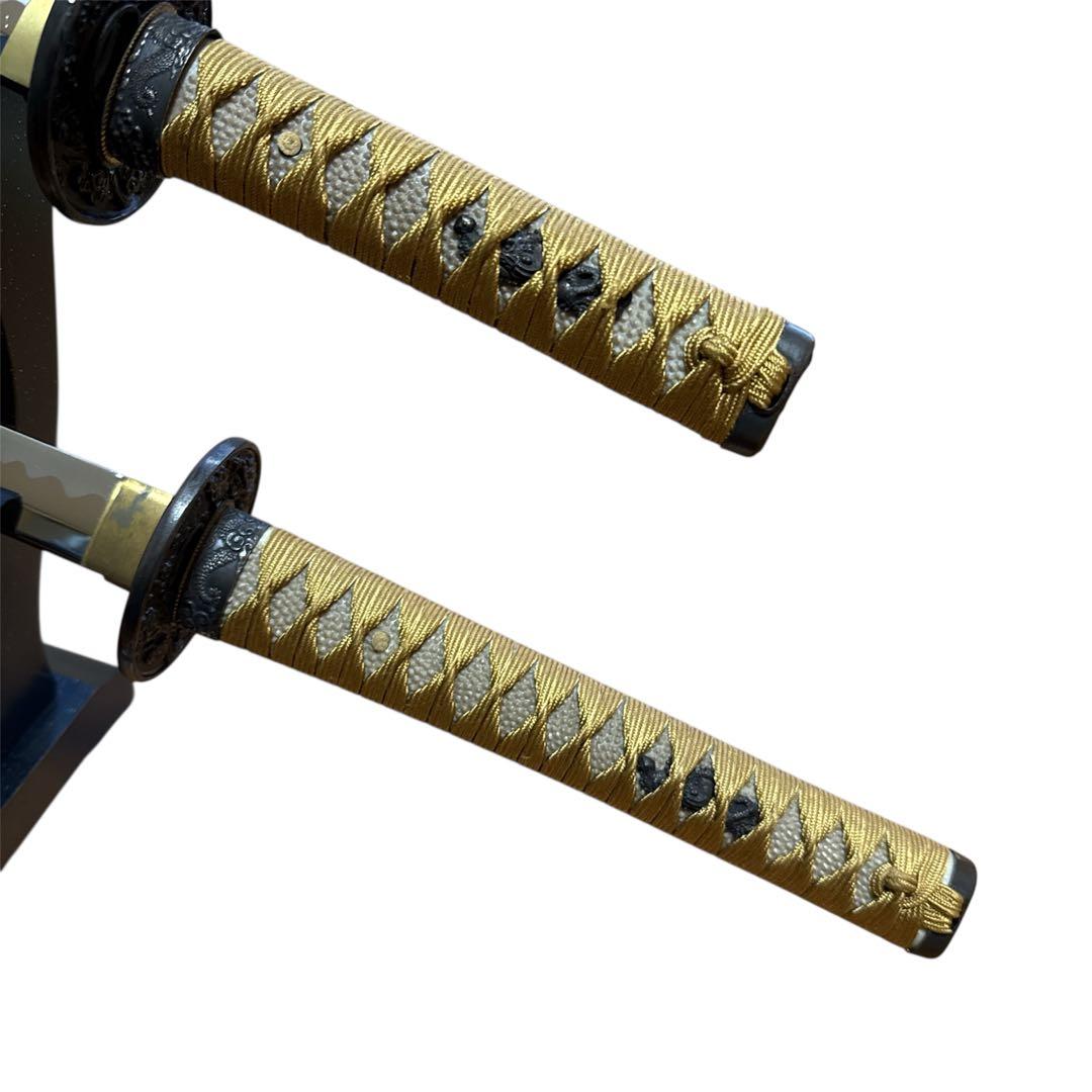 【美品】高級模造刀 ２本セット　打刀 日本刀 武具 観賞用　コスプレ　台座付き