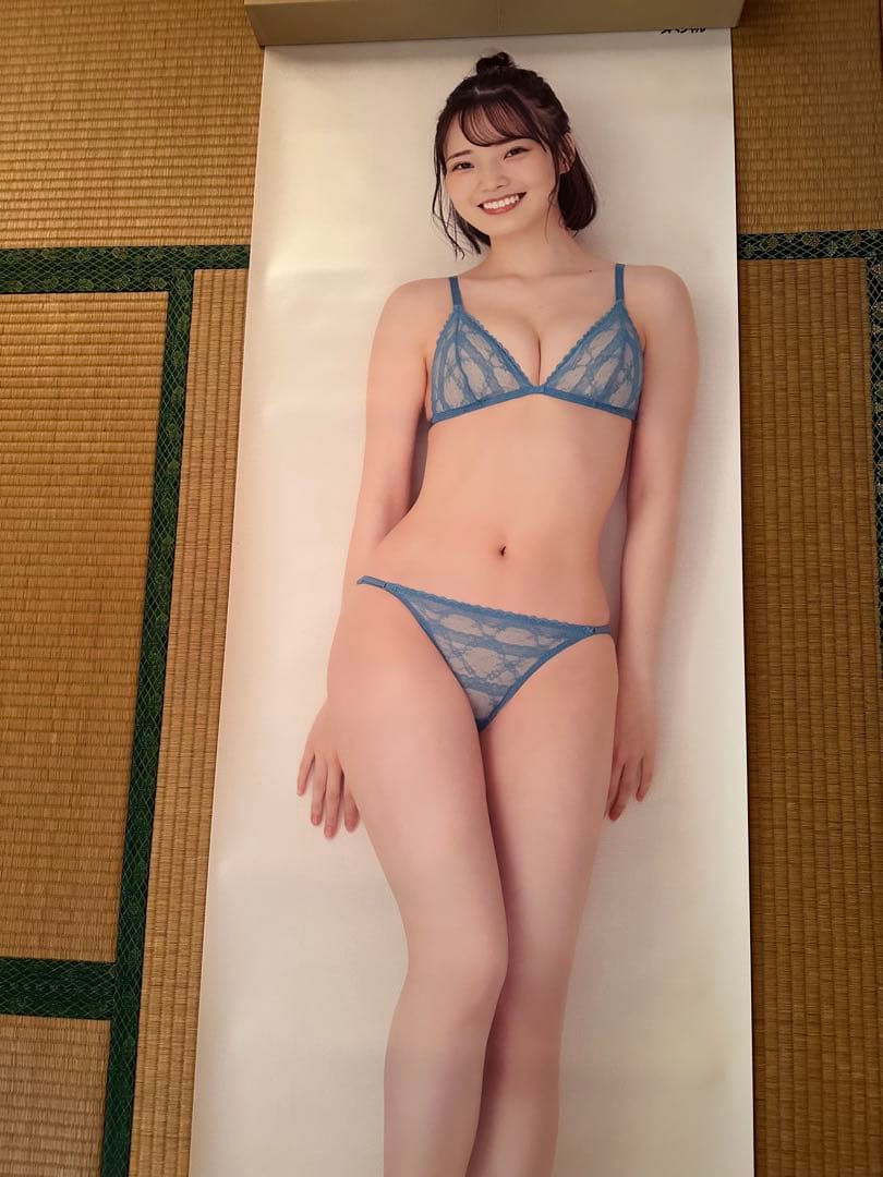 ぴーや 十味、MEGUMI、新谷姫加、藤乃あおいの等身大、特大ポスター