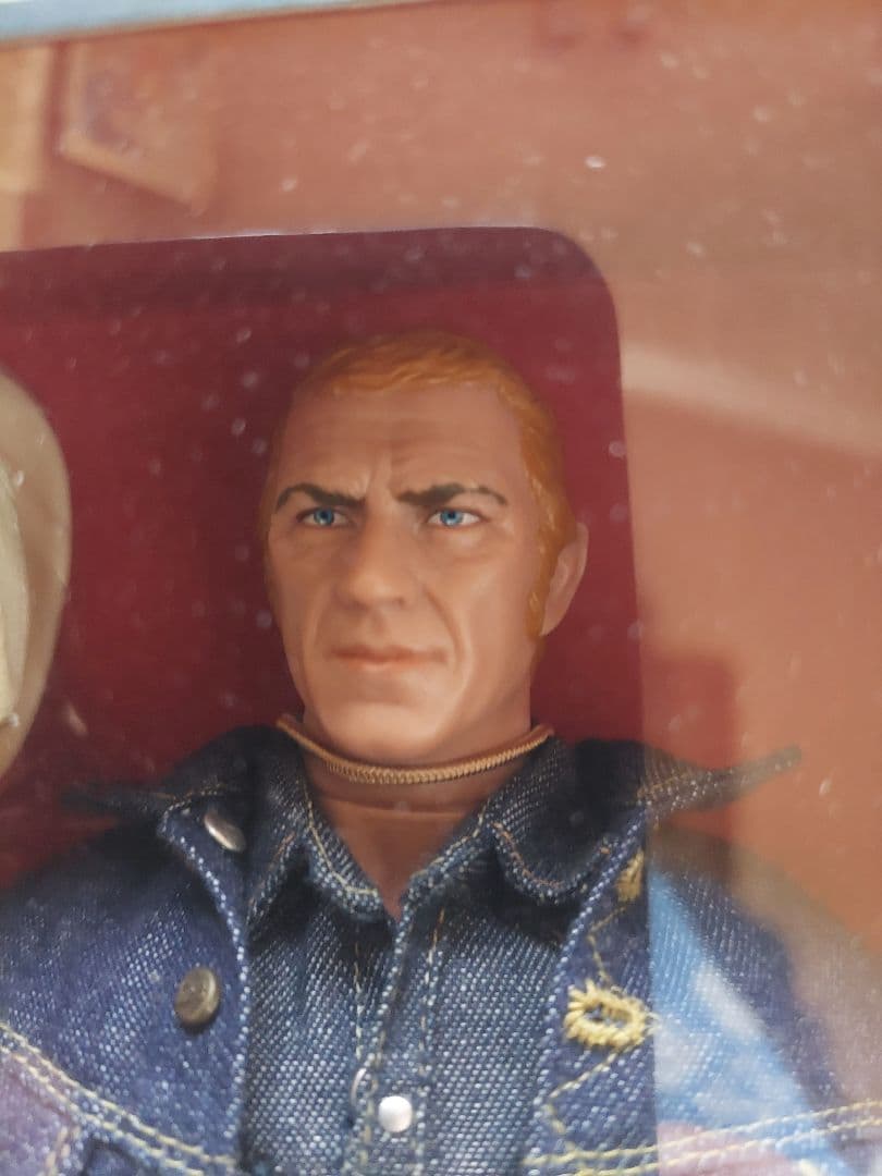 トイズマッコイ　スティーブ•マックイーン　未開封品　フィギュア