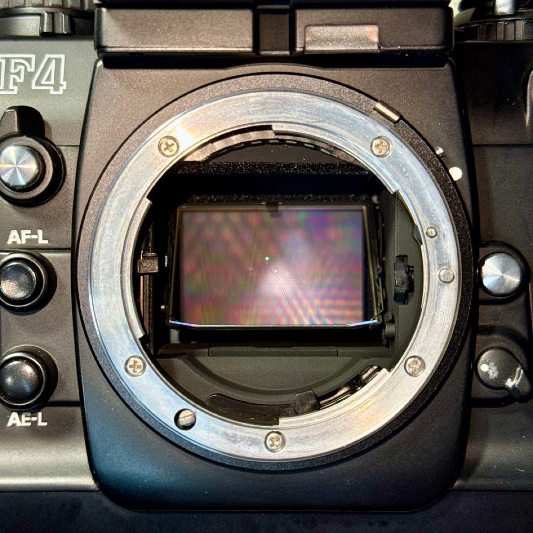 ☆名機 フィルムカメラ Nikon F4 本体のみ