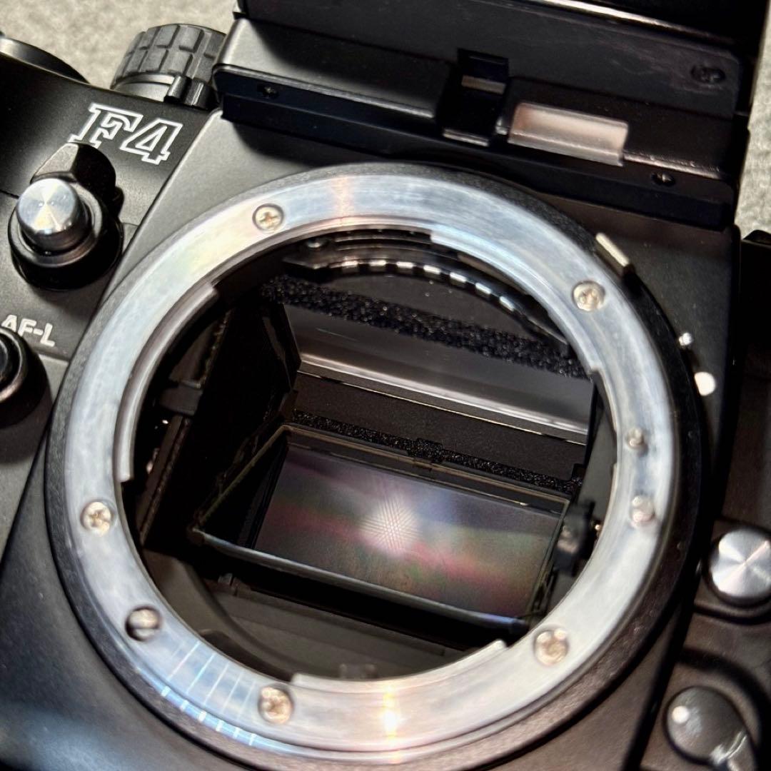 ☆名機 フィルムカメラ Nikon F4 本体のみ
