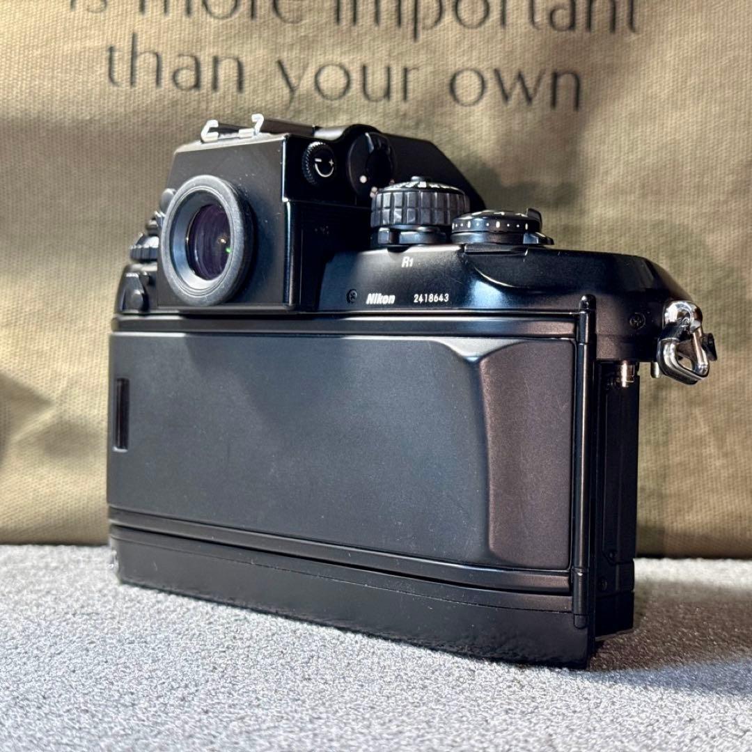 ☆名機 フィルムカメラ Nikon F4 本体のみ