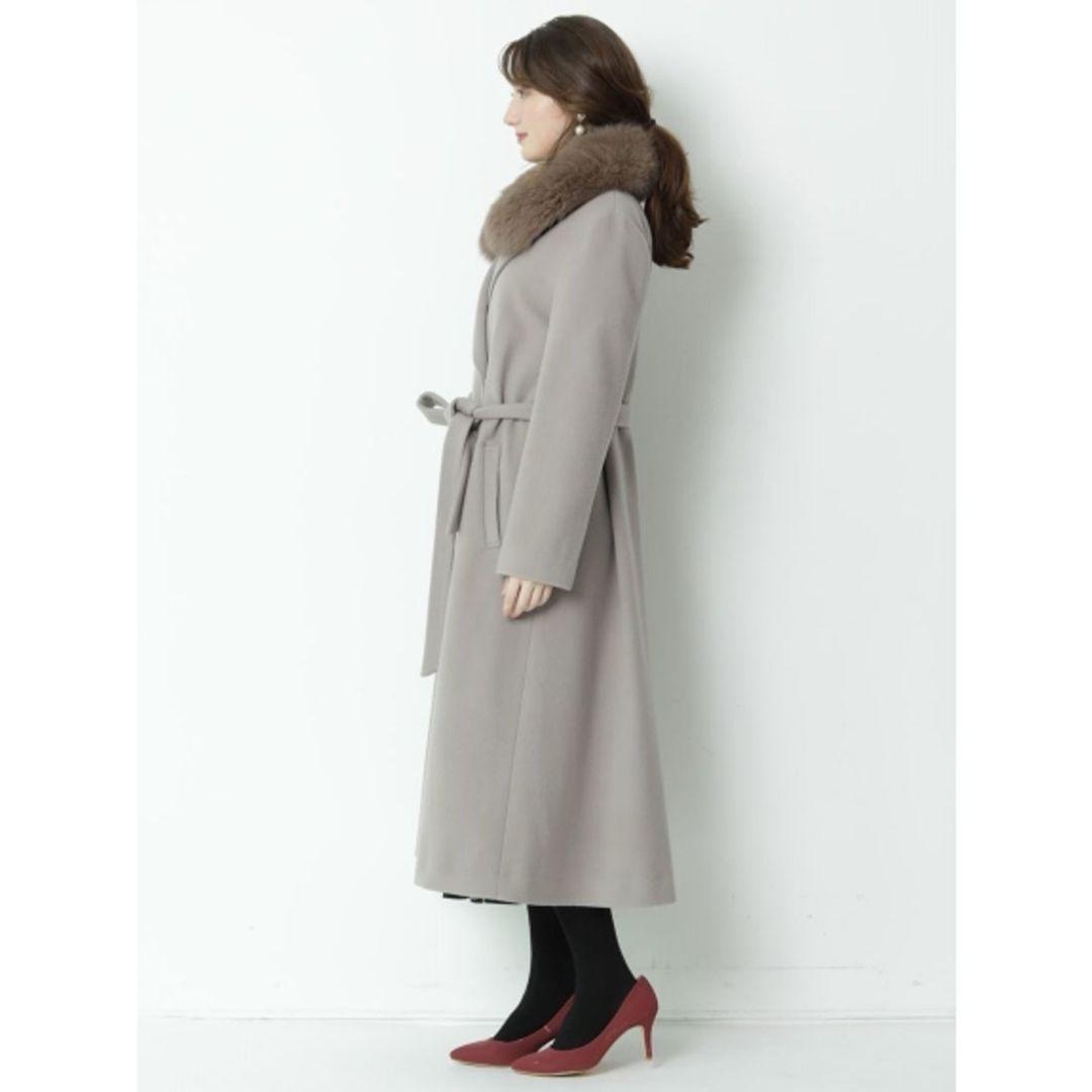 Apuweiser-riche ファー付き ベルテッド ロングコート モカ