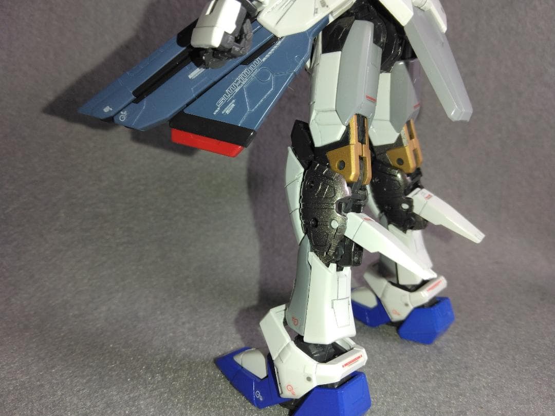 正月価格【塗装済 完成品】RG 1/144 フリーダムガンダム 光沢塗