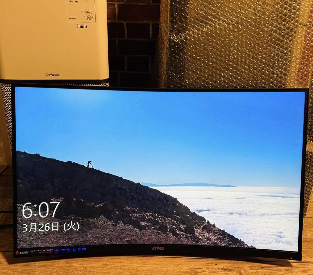 【美品】msi 湾曲 モニター 31.5インチ Optix MAG321CURV