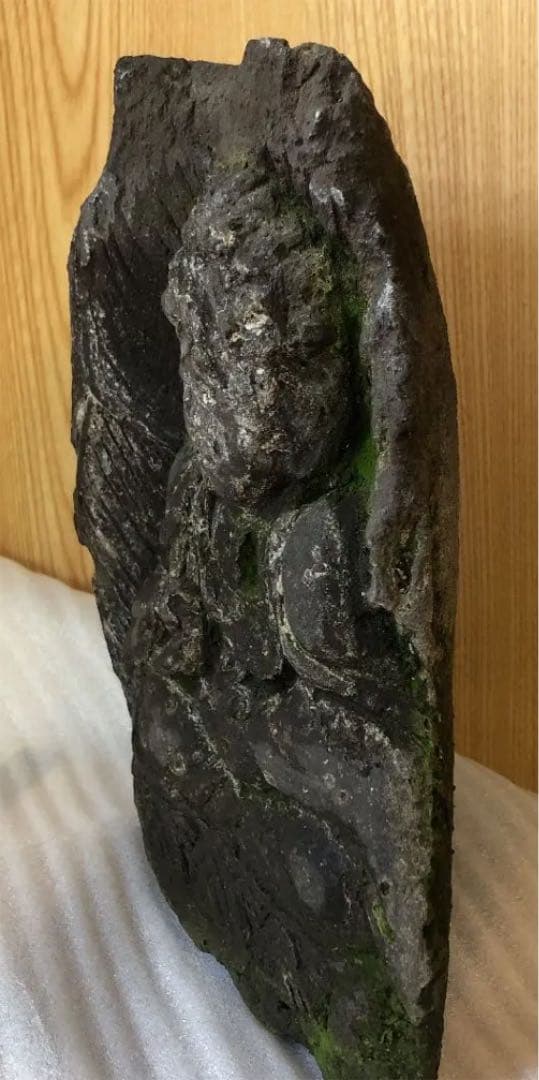 薬師如来坐像（石佛）像高26.0㎝　幅19.0㎝