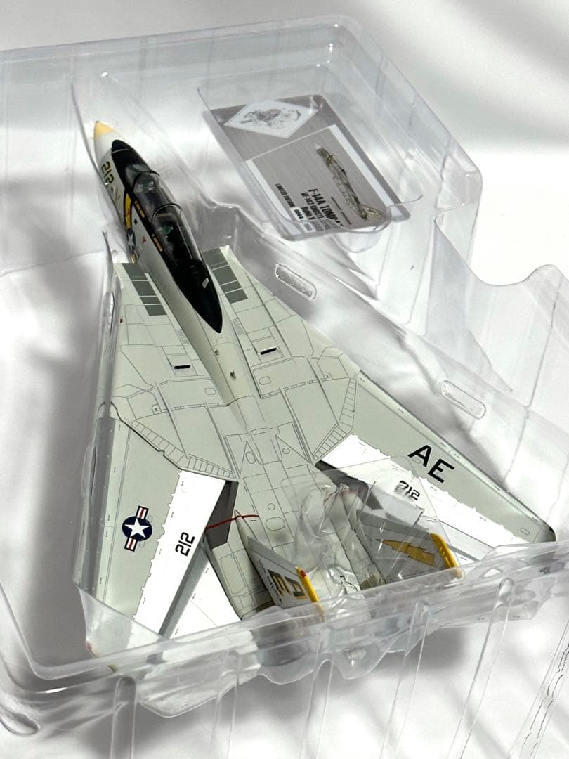 Calibre Wings 1/72 F-14A トムキャット VF-142