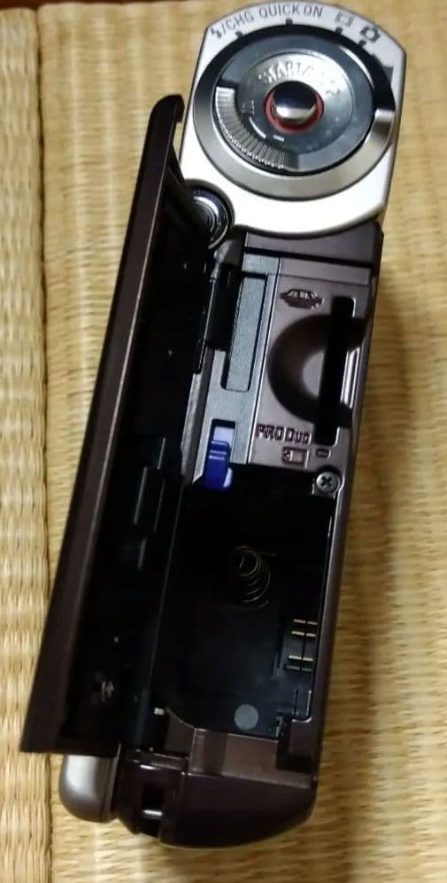 SONY Handycam HDR-TG1 バッテリー3個