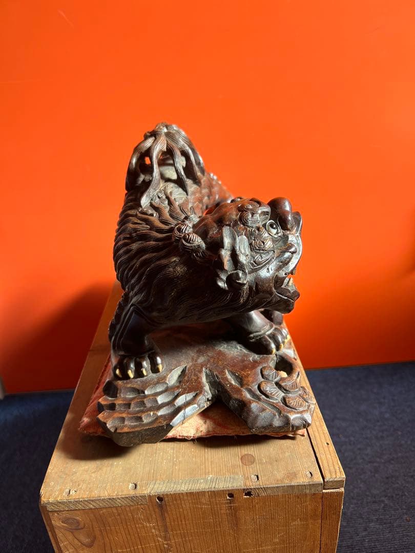 1231  木彫り　獅子　置物　時代物