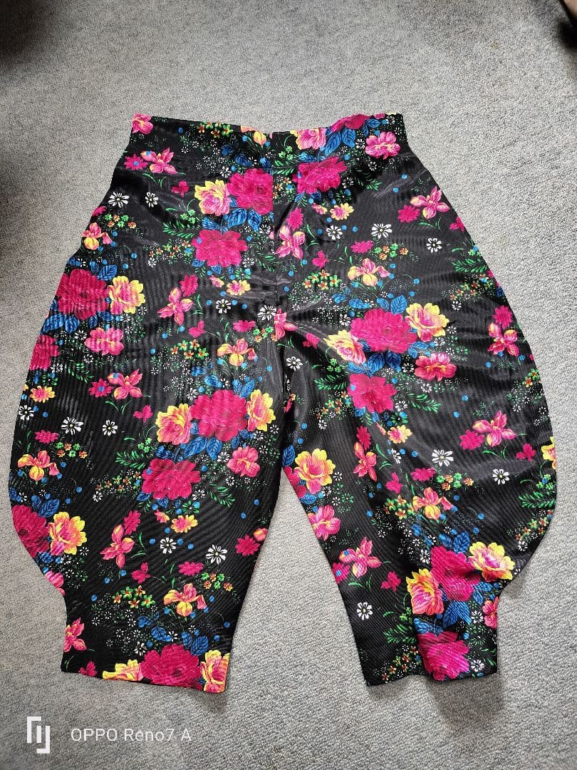 コムデギャルソン 花柄 ニッカパンツ