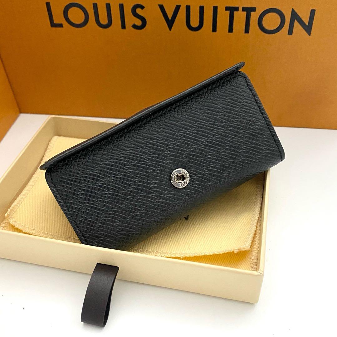 使用わずか　ルイヴィトン　タイガ　キーケース　ミュルティクレ4