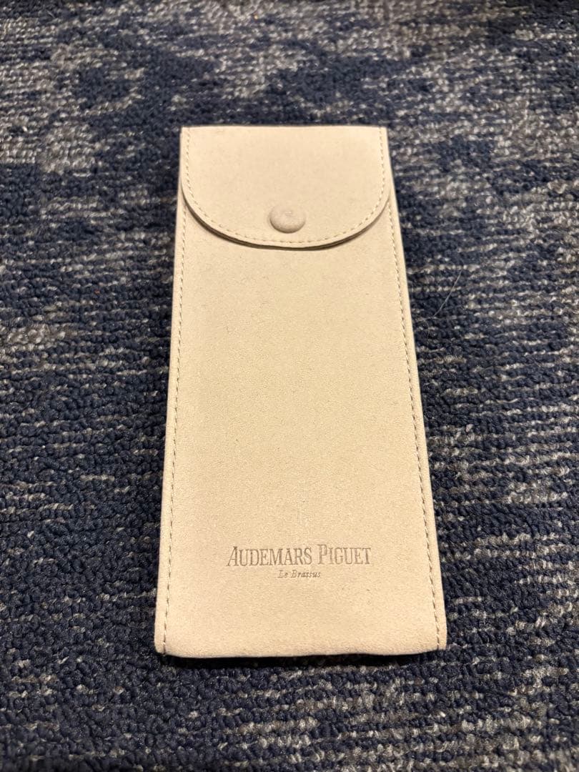 Audemars Piguet ブラックラバーベルト ケース付き　オーデマピゲ