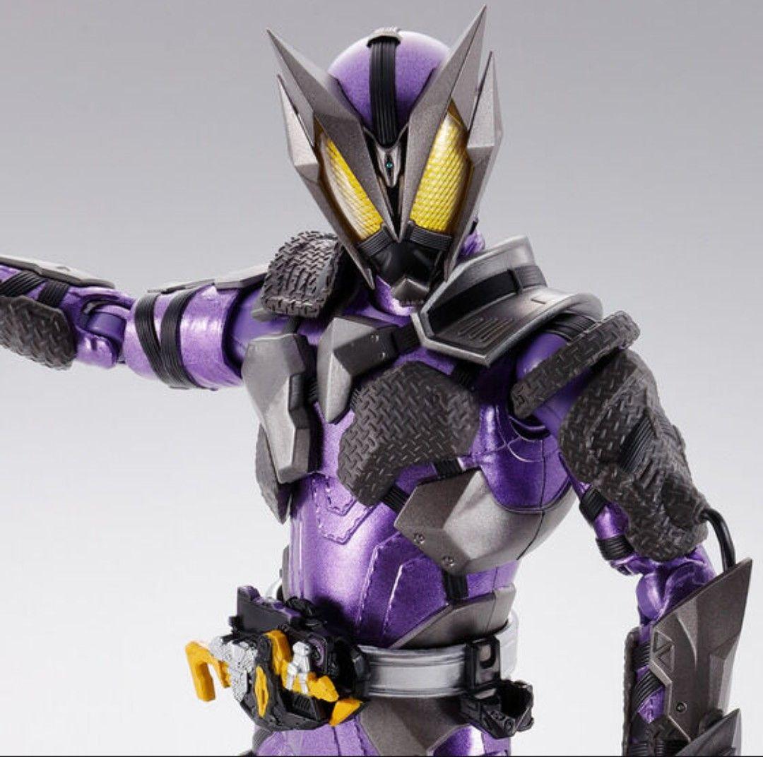輸送箱未開封　仮面ライダー滅　フィギュアーツ
