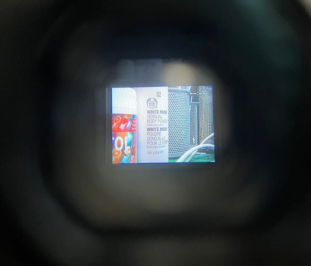 ソニー ビデオカメラDCR-TRV20ミニDVテープ仕様機 作動機 若干画面劣化