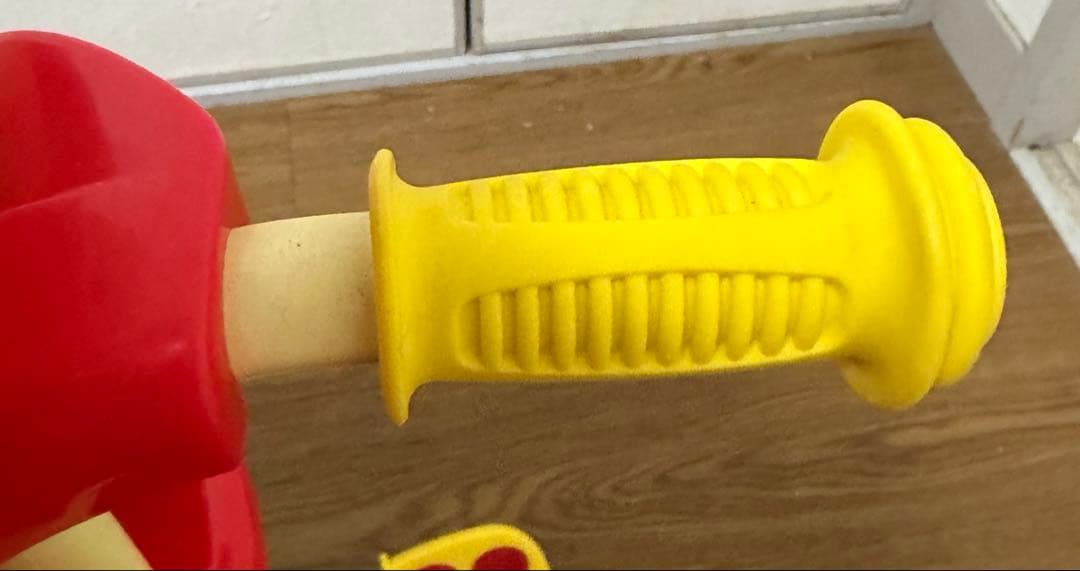 【美品】アンパンマン 三輪車 それいけ！アンパンマン デラックスII レッド 赤