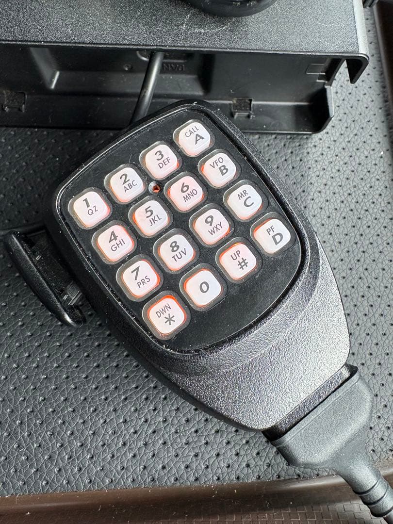 アマチュア無線機 KENWOOD TM-V71