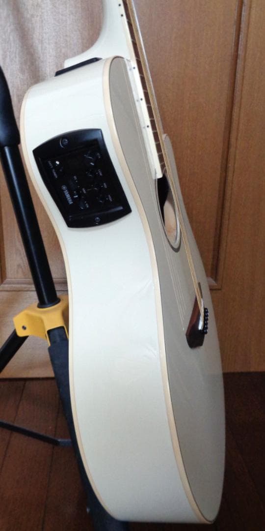 YAMAHA APX600　エレアコ　ヤマハ　純正ケース付　ほぼ未使用の美品