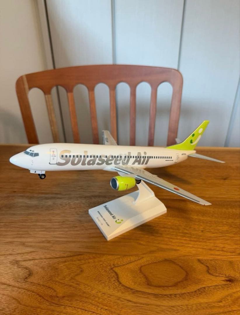 航空機・ヘリコプター Solaseed Air Boeing 737-400 1/130