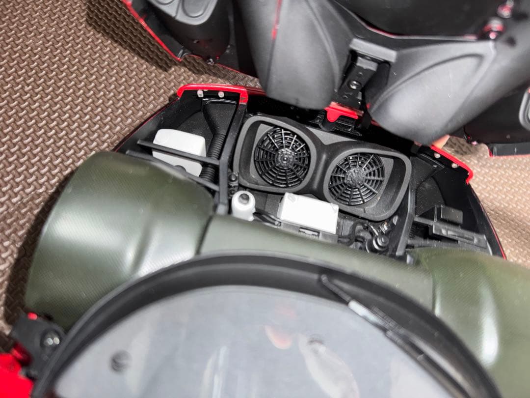 Ferrari F50 1/12 メタルダイキャスト　完成モデル