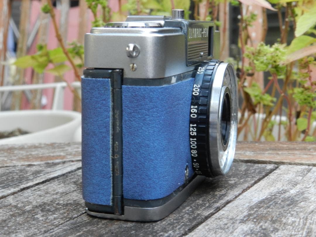 世界で１つ　OLYMPUS PEN EE-2 ハーフフレームフィルムカメラ　美品