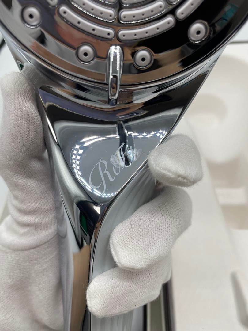 リファファインバブルU ホワイト シャワーヘッド