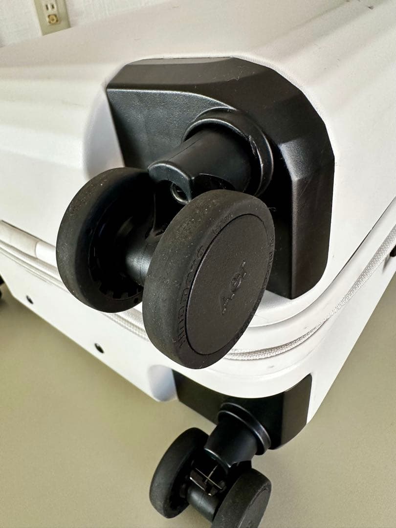 Aer スーツケース Carry-On キャリーオン〈48リットル・ホワイト〉