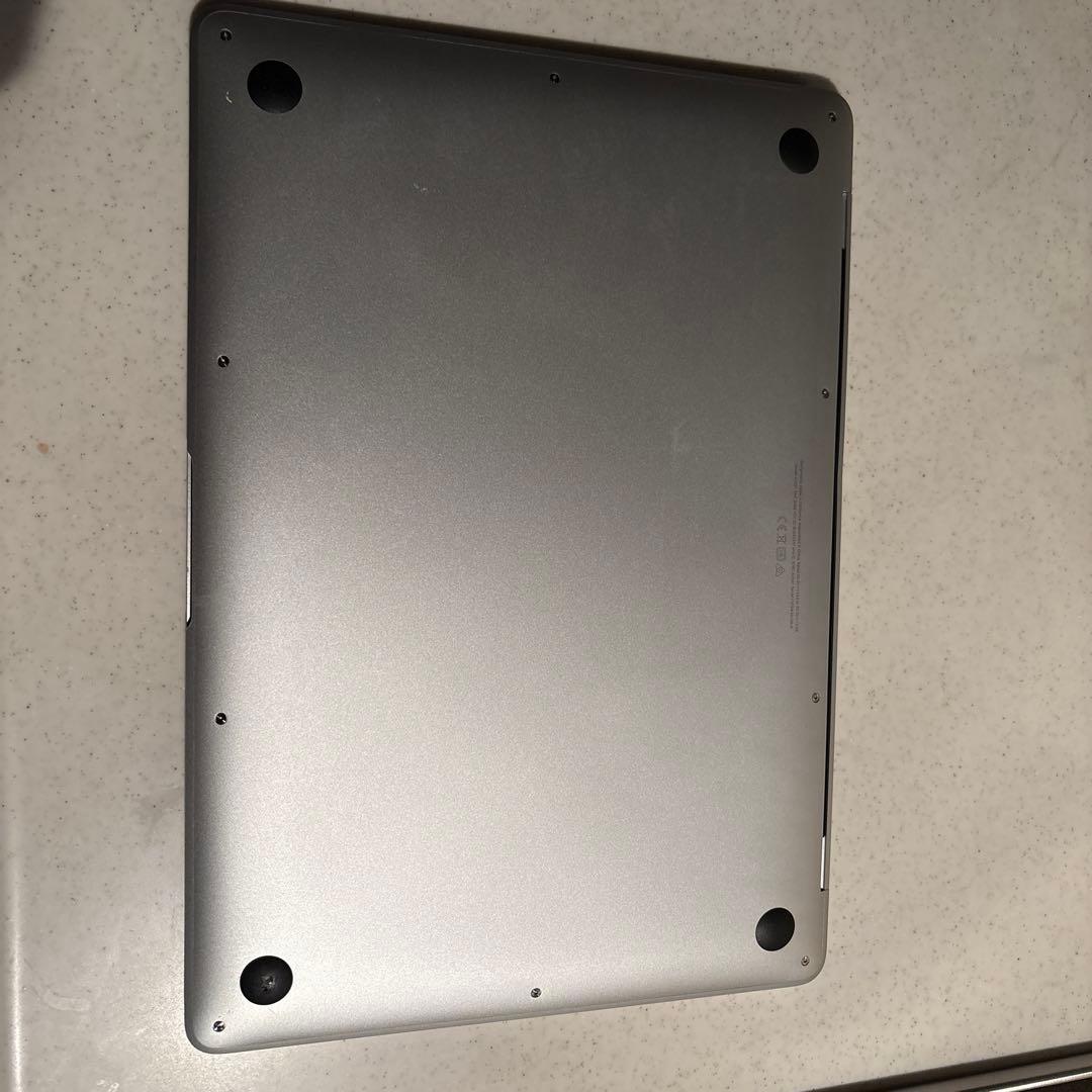 Apple MacBook M1チップ 2020 256G 13型 シルバー