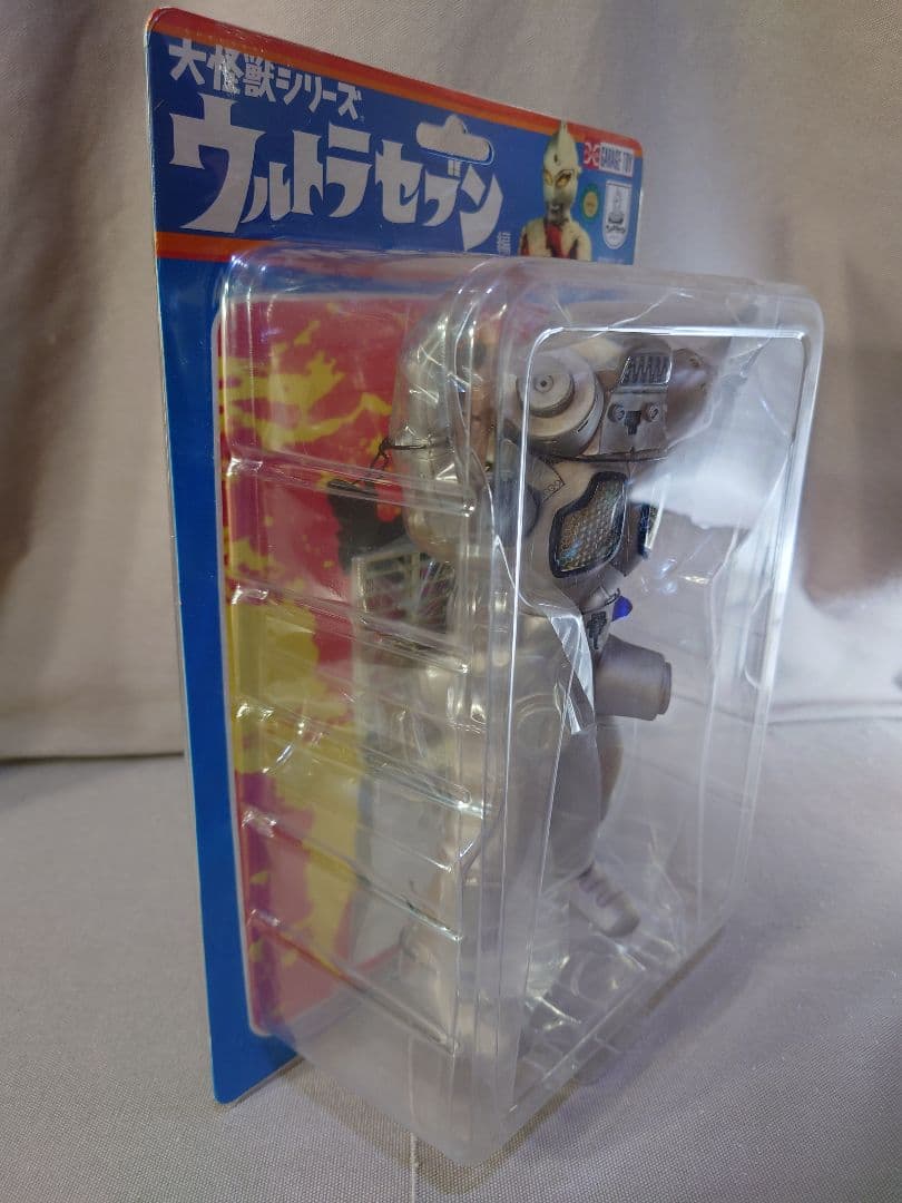 ウルトラセブン　キングジョー　X-PLUS　大怪獣シリーズ　新品未開封