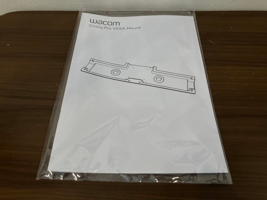 Wacom Cintiq Pro VESA マウント ACK62804K