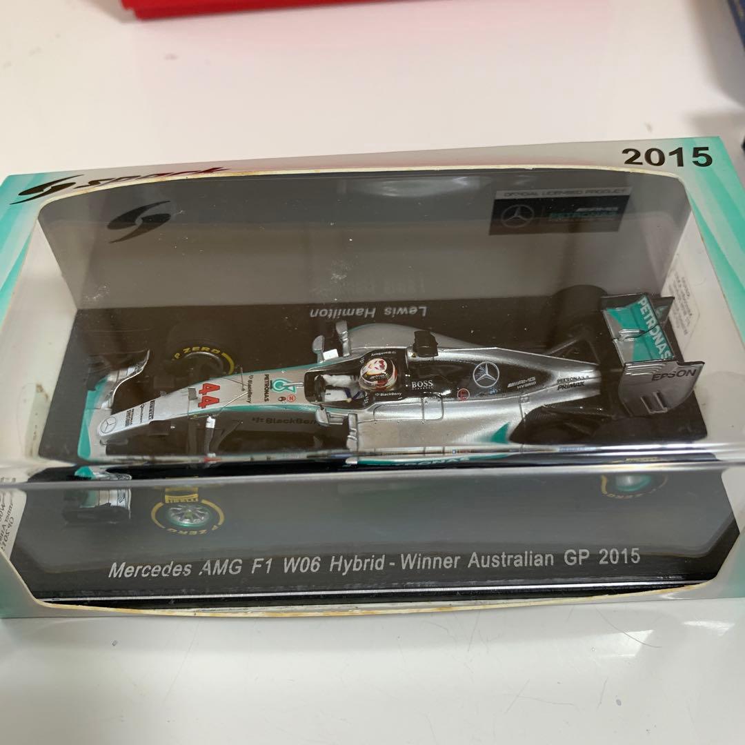 F1 15年ベテル、フェルスタッペン、ハミルトン（ワールドチャンピオン）リカルド