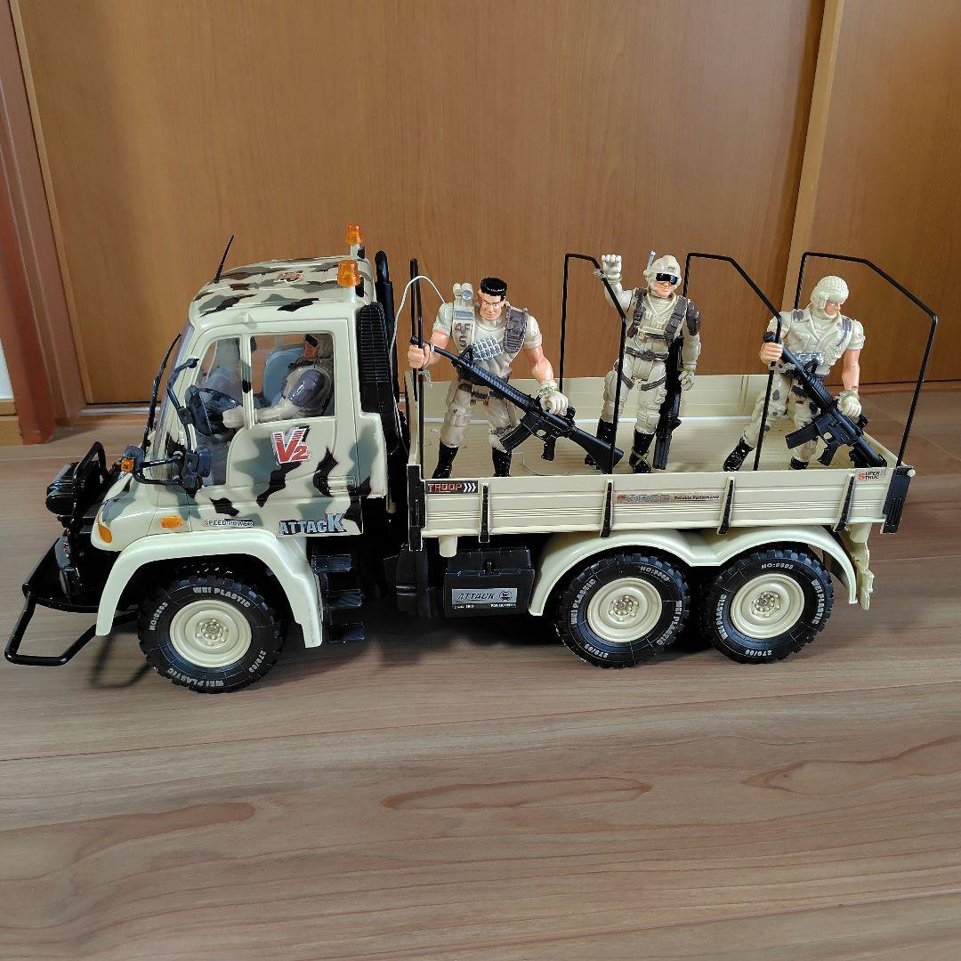 ARMED SERGEANT 軍用車両とフィギュアセット