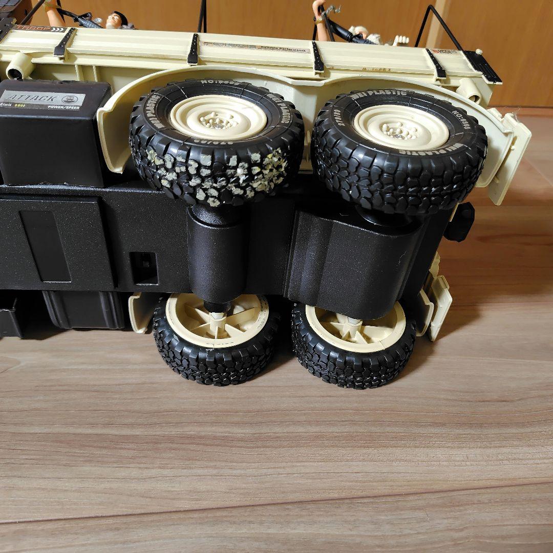 ARMED SERGEANT 軍用車両とフィギュアセット