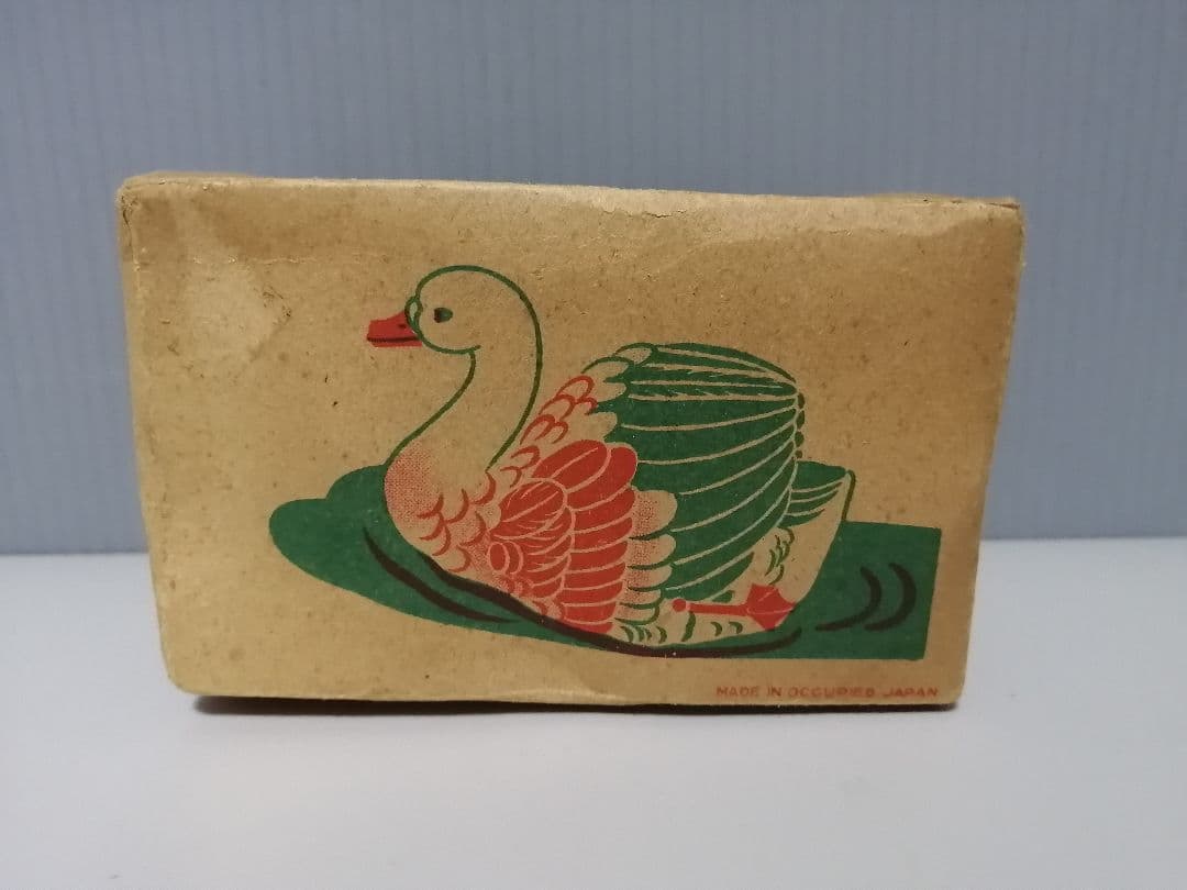 オキュパイドジャパン　セルロイド製　ゼンマイ駆動