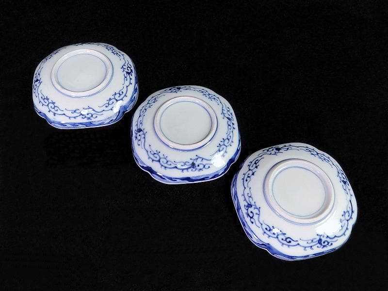 大聖寺伊万里　金襴手　毘沙門亀甲紋に松竹梅　四方角皿３枚　C775AS-fbbj