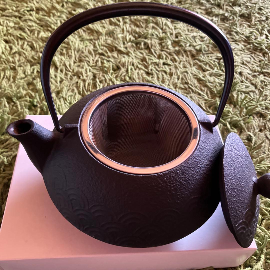 波模様 鋳鉄製鉄瓶 ステンレス茶こし付き