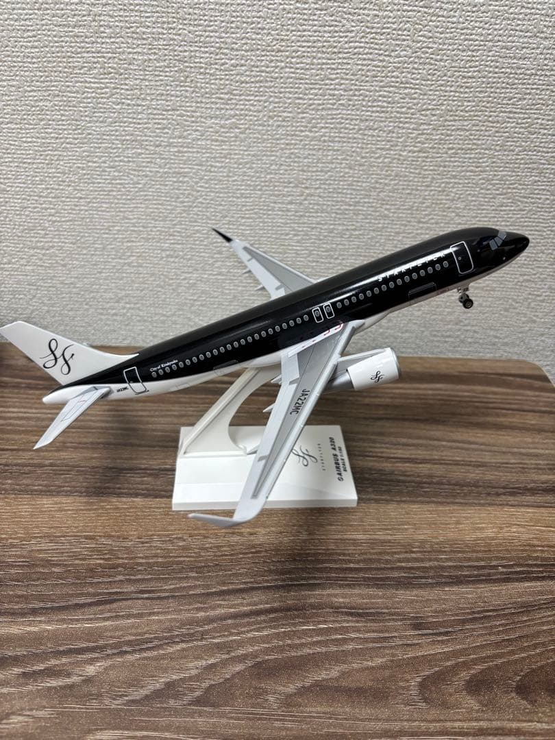 スターフライヤー　AIRBUS　A320　模型　飛行機　1/150