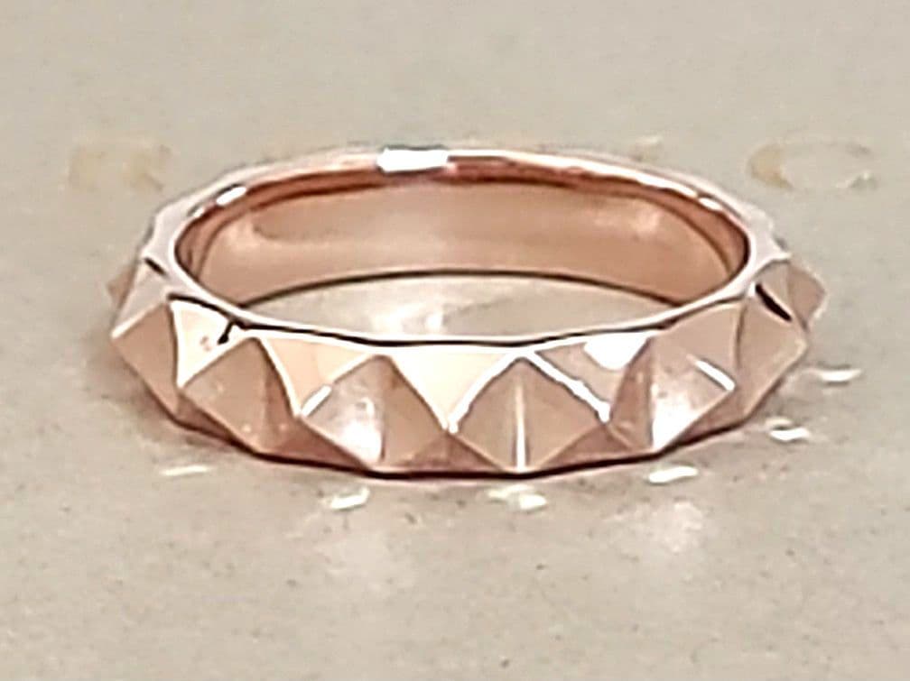 ほぼ新品☆OFオレフィーチェ「ミニスタッズ」ピンキーリング K18PG( 0号)