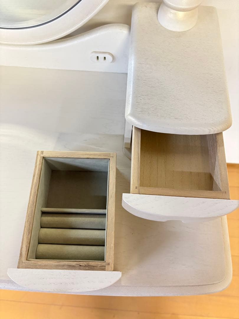 松永工房　アルバ　アンティーク　ドレッサー　引き取りお値下げ！