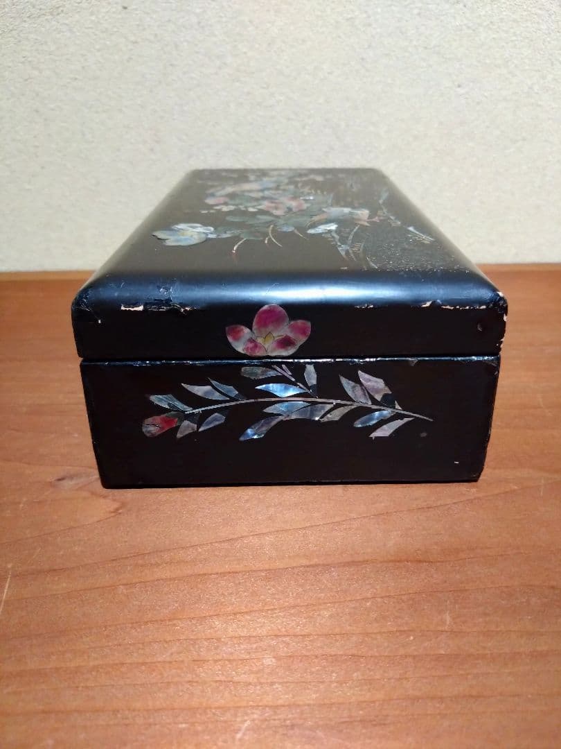 梶井さん専用です。江戸時代 長崎螺鈿 梅と鶯 花紋 小箱