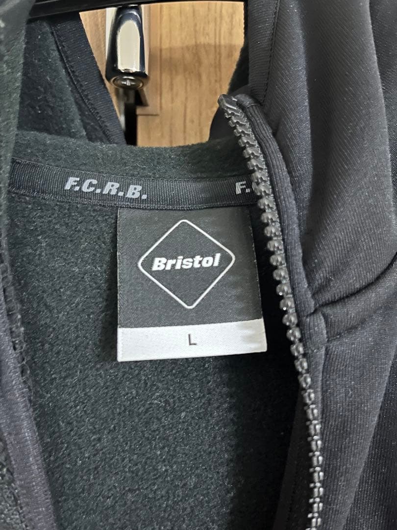 FCRB ブリストル　222052 POLARTEC HOODIE Lサイズ