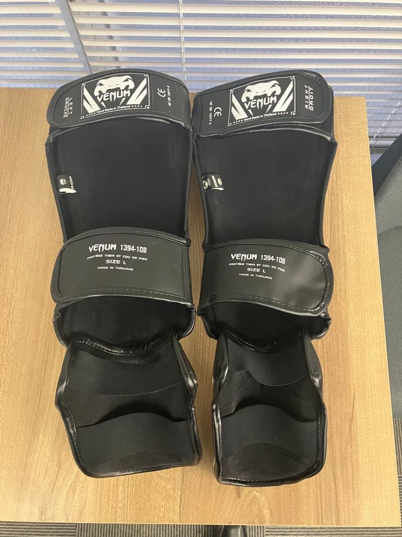 Venum ヴェヌム　シンガード　レガース　脛あて　Lサイズ