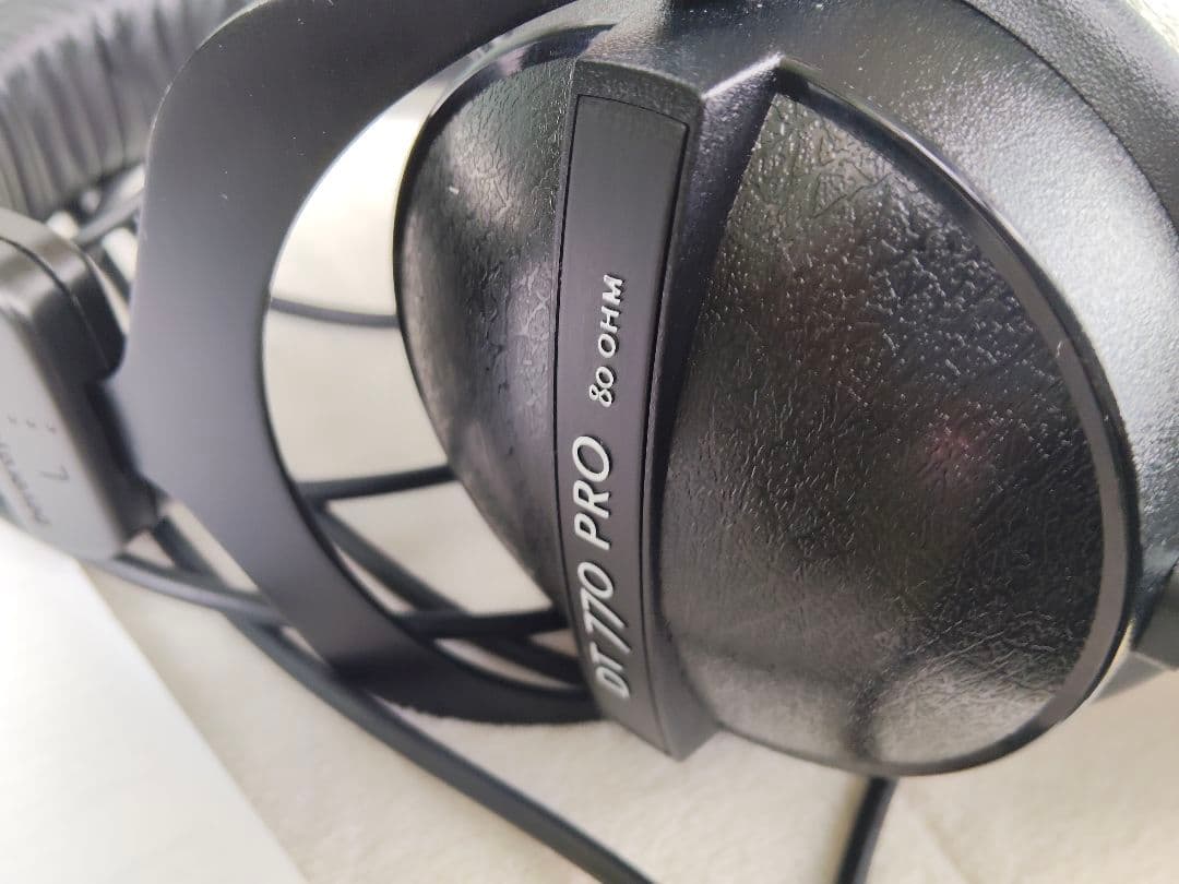 beyerdynamic DT 770 PRO 80Ω 有線ヘッドホン