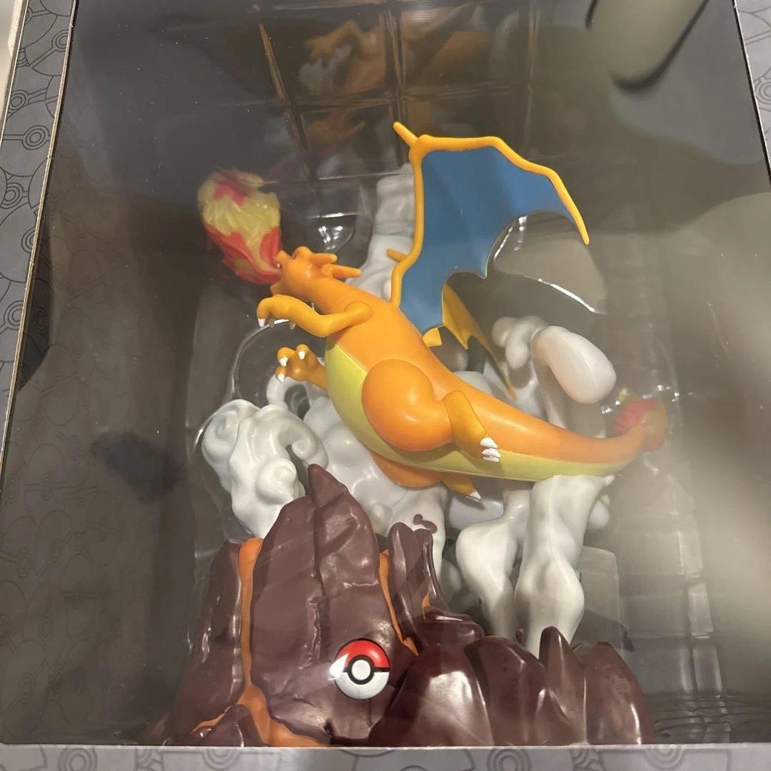 ポケモン Charizard (Dracaufeu) デラックスフィギュア