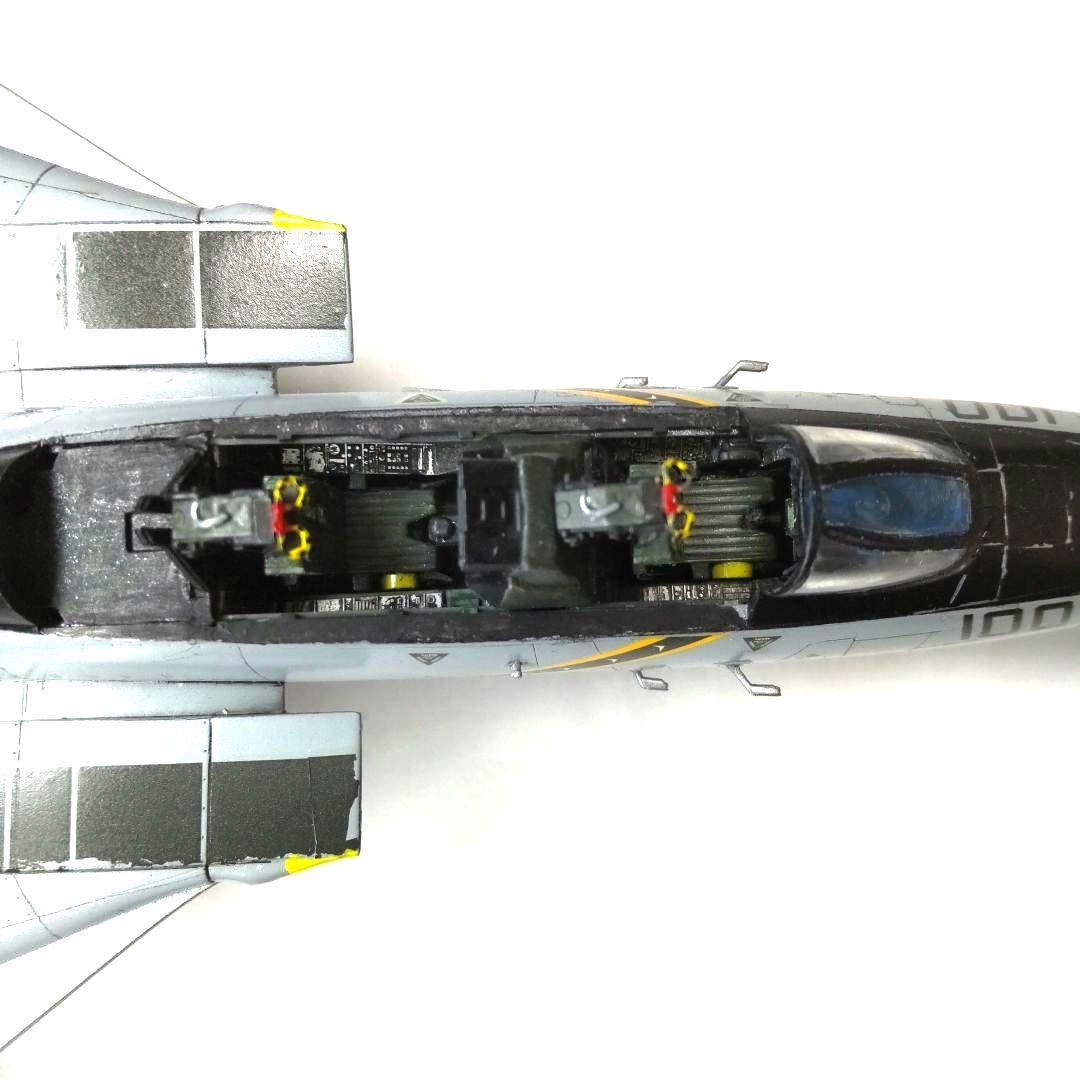 【完成品】 F-14B トムキャット ジョリー ロジャーズ 1/72