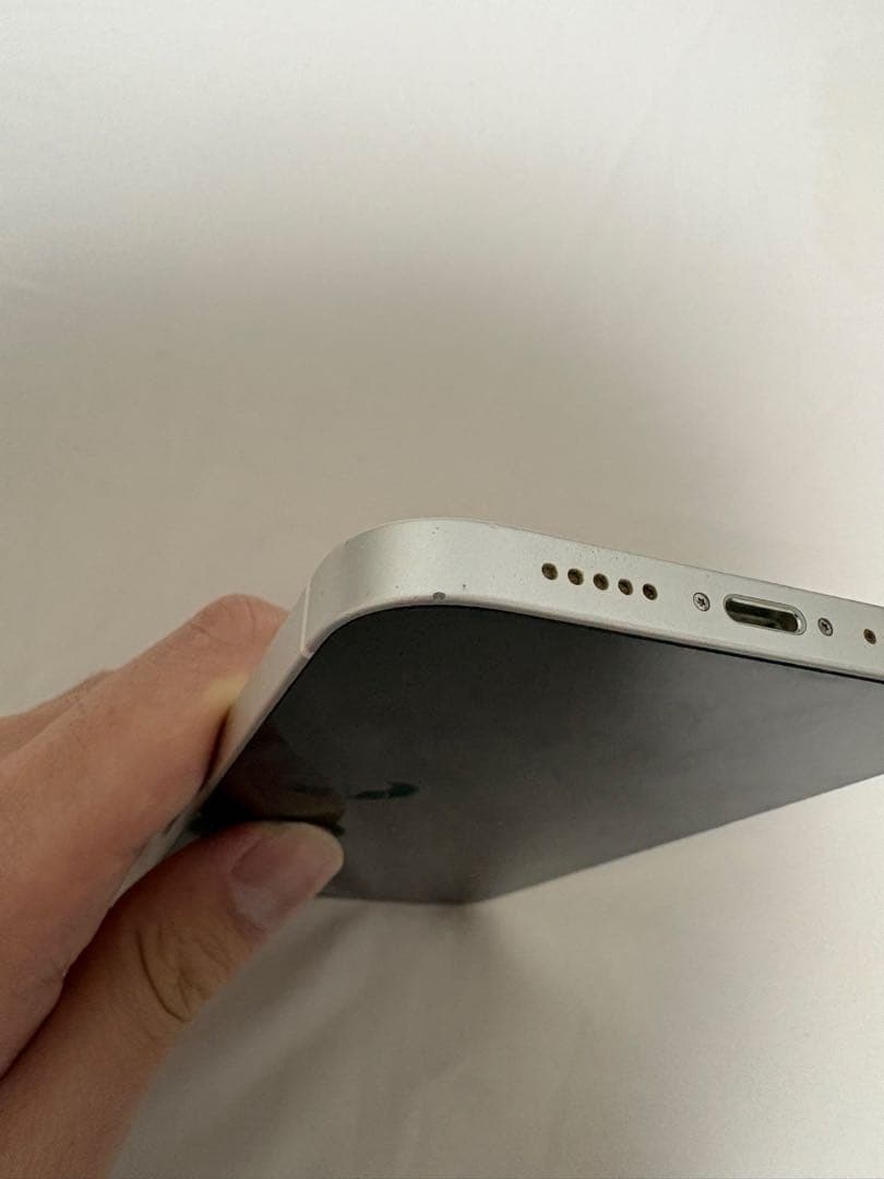 Apple iPhone 12 スターライト　本体