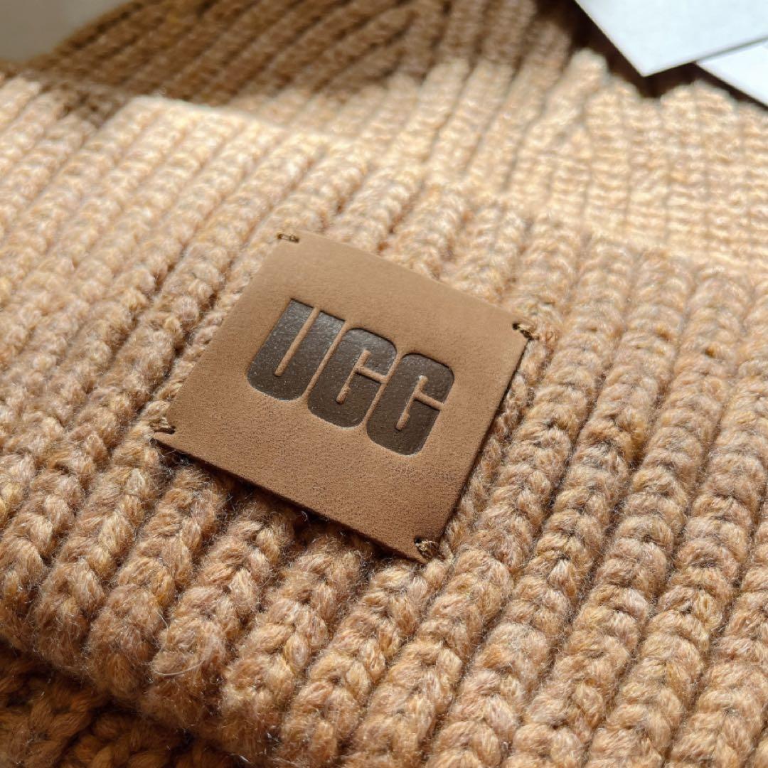 新品未使用 UGG ニット帽 キャメル