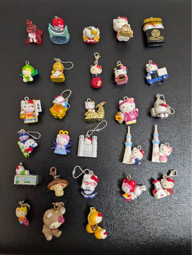 【ご当地】ハローキティ　チャーム　セット