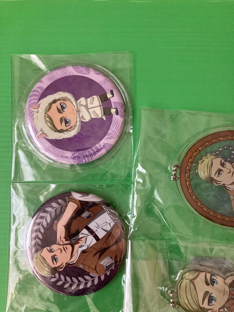 進撃の巨人 リヴァイ エルヴィン グッズまとめ買い くじメイトあり